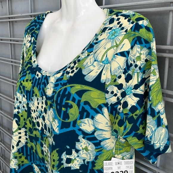 LulaRoe Floral & Leaf  Printed Perfect T High Low Top-#0229 - Picture 3 of 12